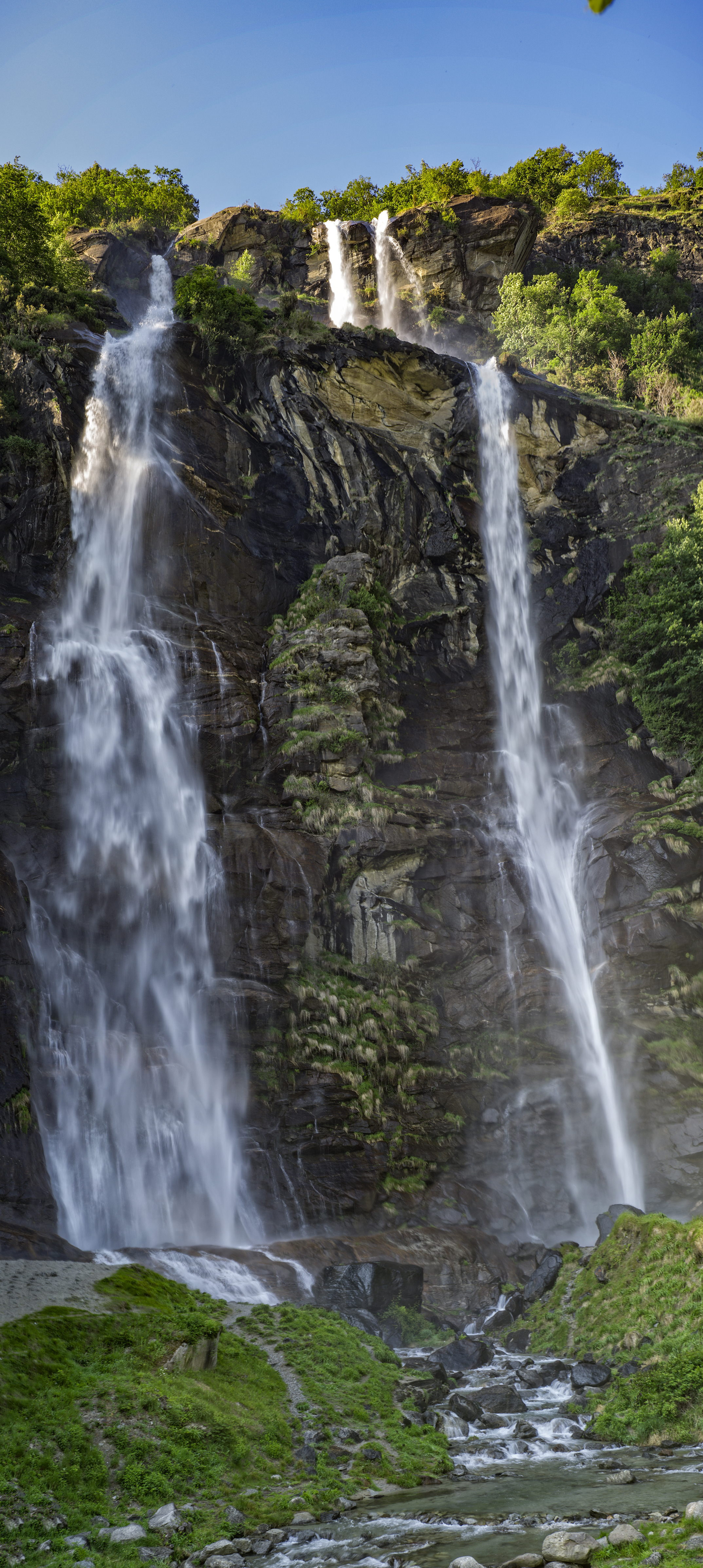 _LN23647-panorama-V4-150dpi